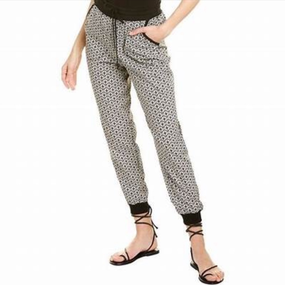 Max Studio Twill Jogger Pant XS